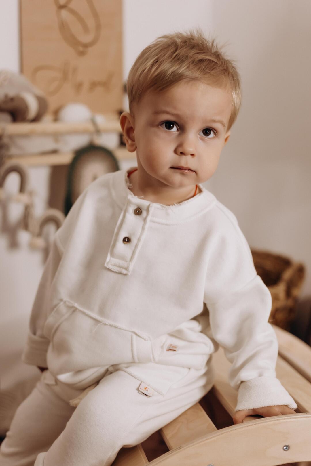 Three-thread suit, white 