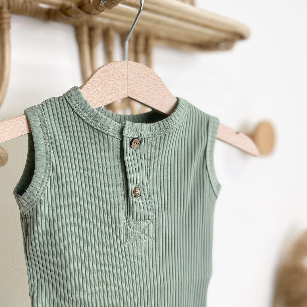 Bodysuit with buttons made of noodles 68-92 cm olive 