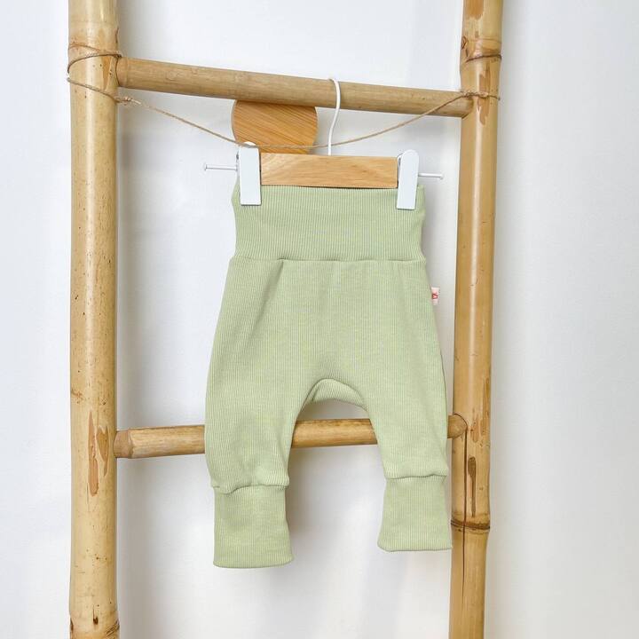 Happymoon pants with pistachio camisole 