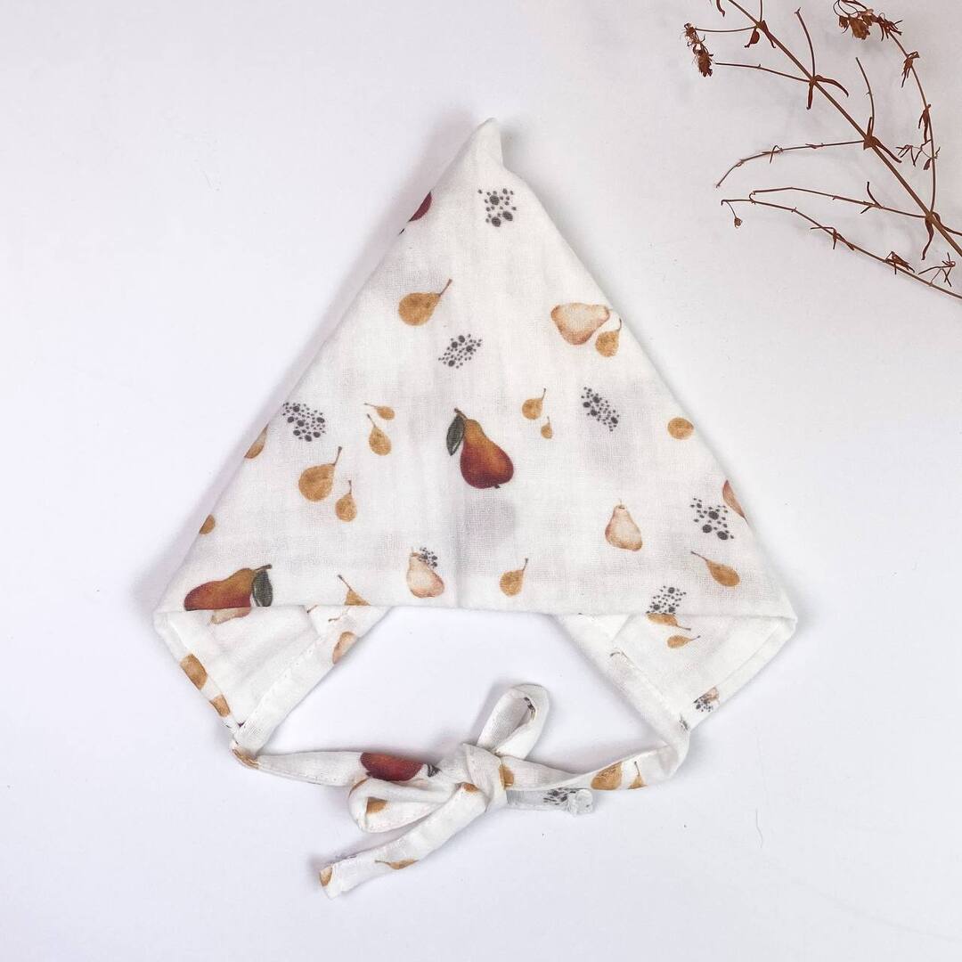 Happymoon muslin beanie, pear 