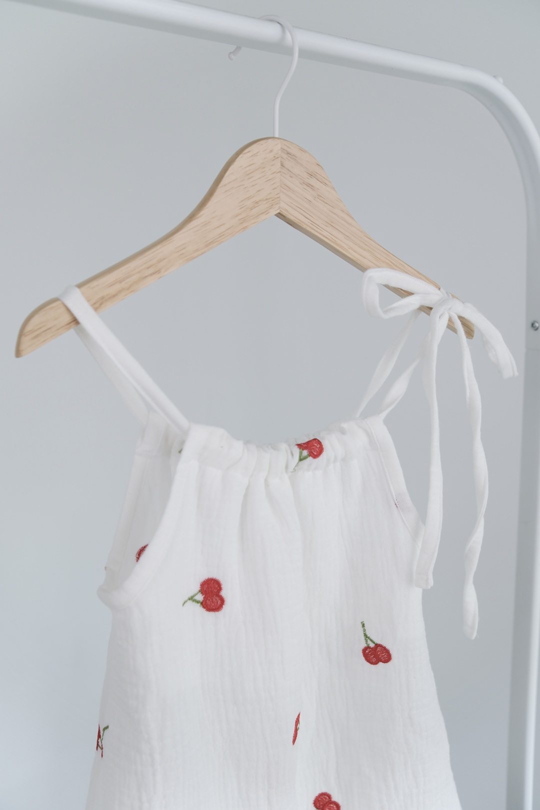 Платье из муслина Happymoon вишенка Изображение