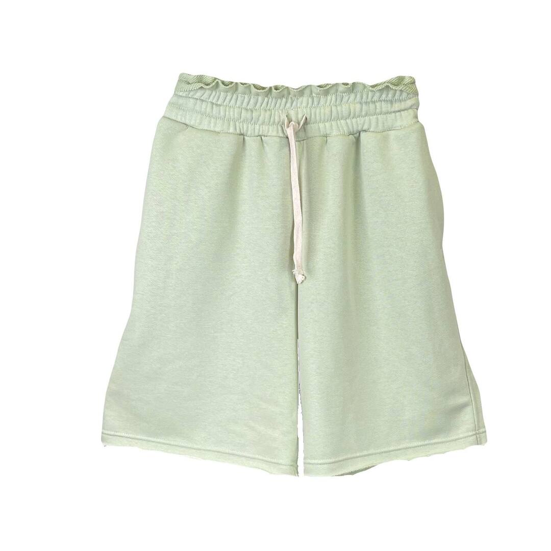 Pistachio Bermuda shorts 