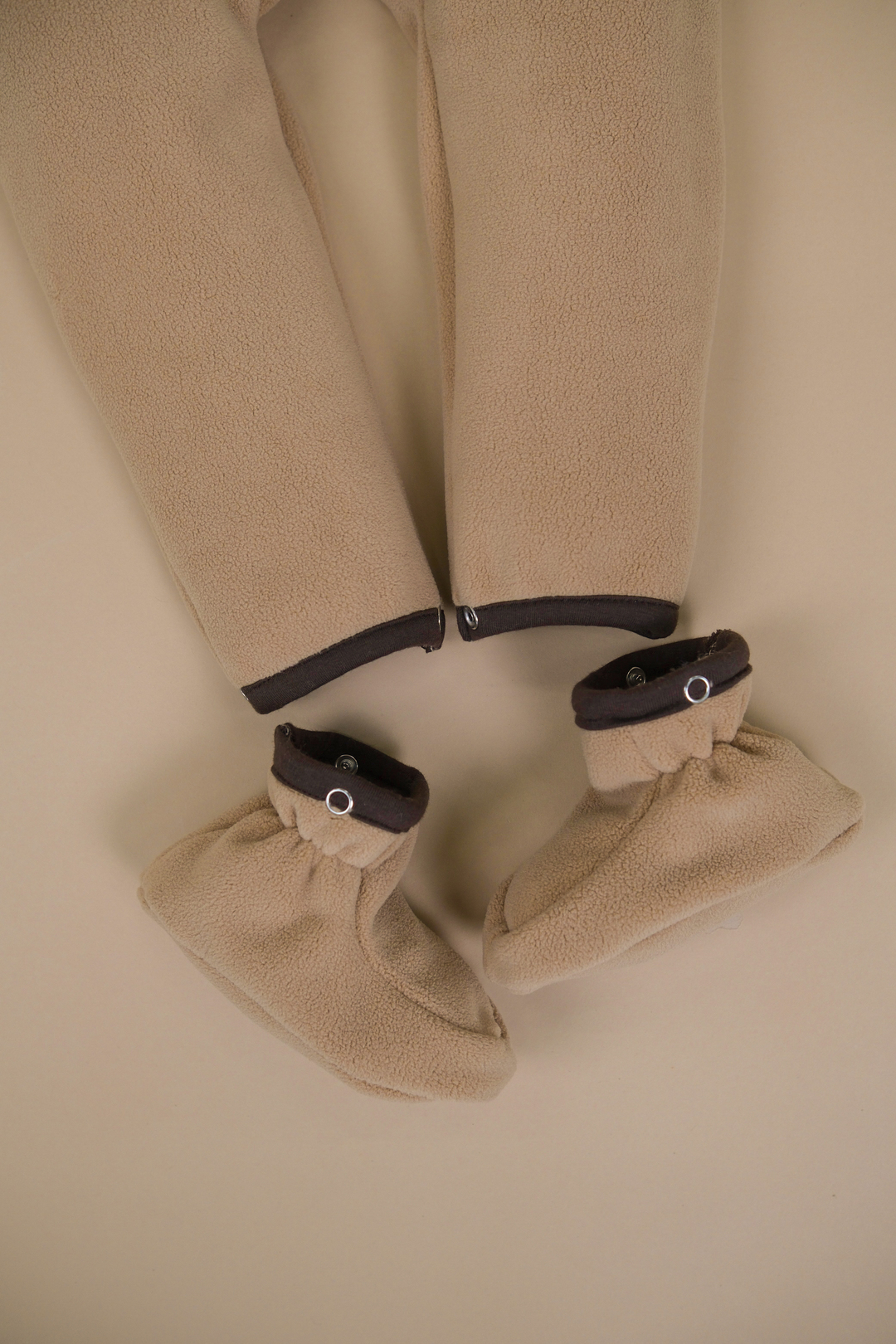 Fleece romper with booties caramel. New collection 